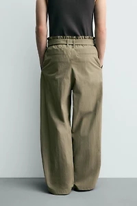 BELTED PLEATED WIDE FIT PANTS