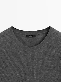 Pull laine en maille côtelée