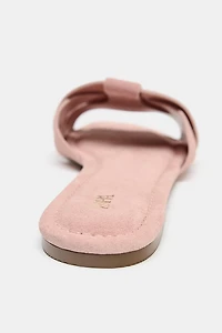 CROSSOVER LEATHER FLAT SANDALS