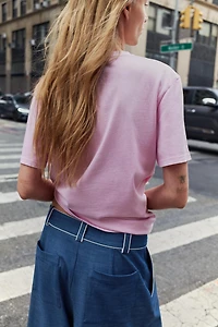 WASHED EFFECT JEWELED T-SHIRT