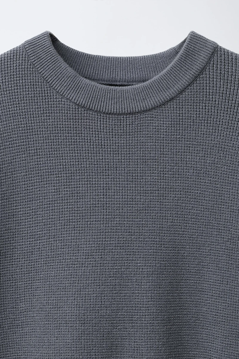 WAFFLE KNIT SWEATER