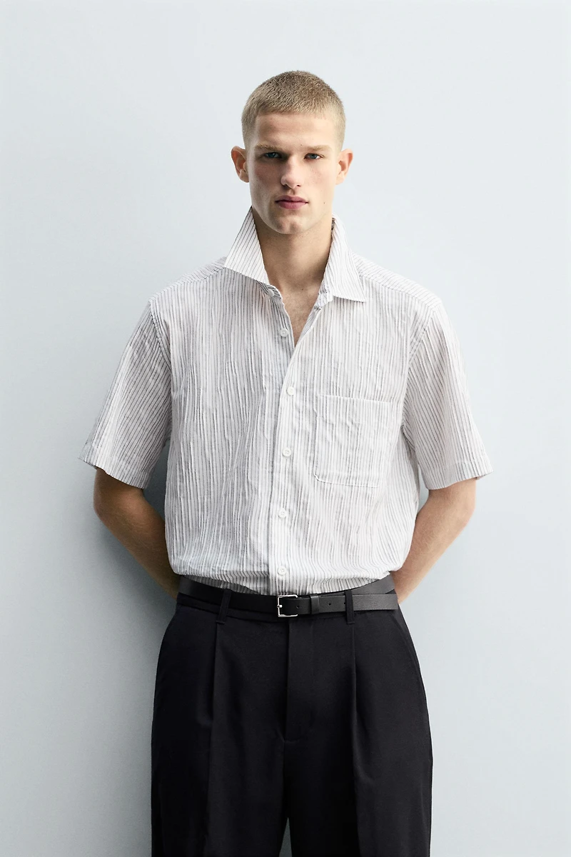 IRREGULAR STRIPED JACQUARD SHIRT