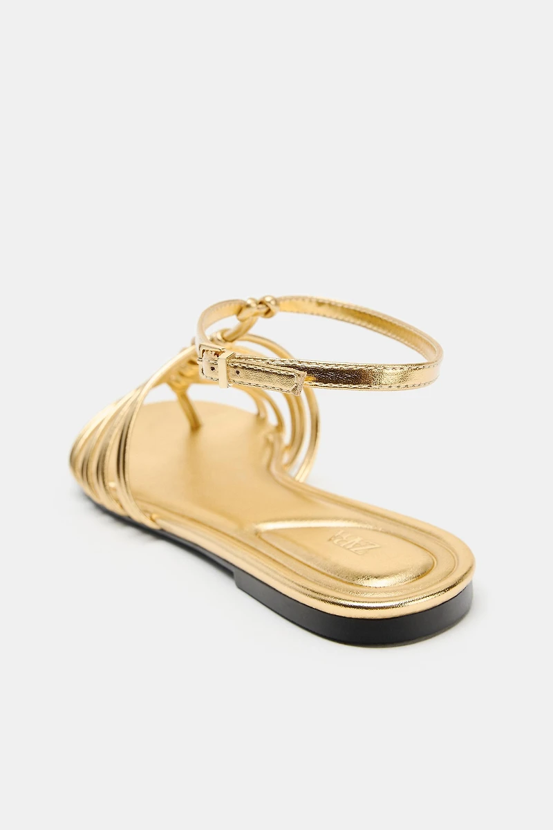 METALLIC EFFECT FLAT SANDALS