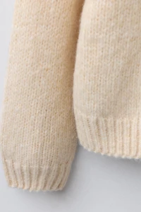 PULL EN MAILLE FLEURS ORGANZA