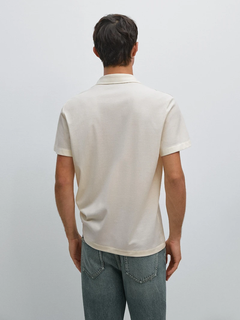 Short sleeve polo shirt with contrast seam detail