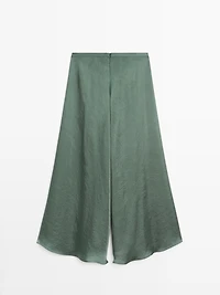 Flowing wide-leg trousers