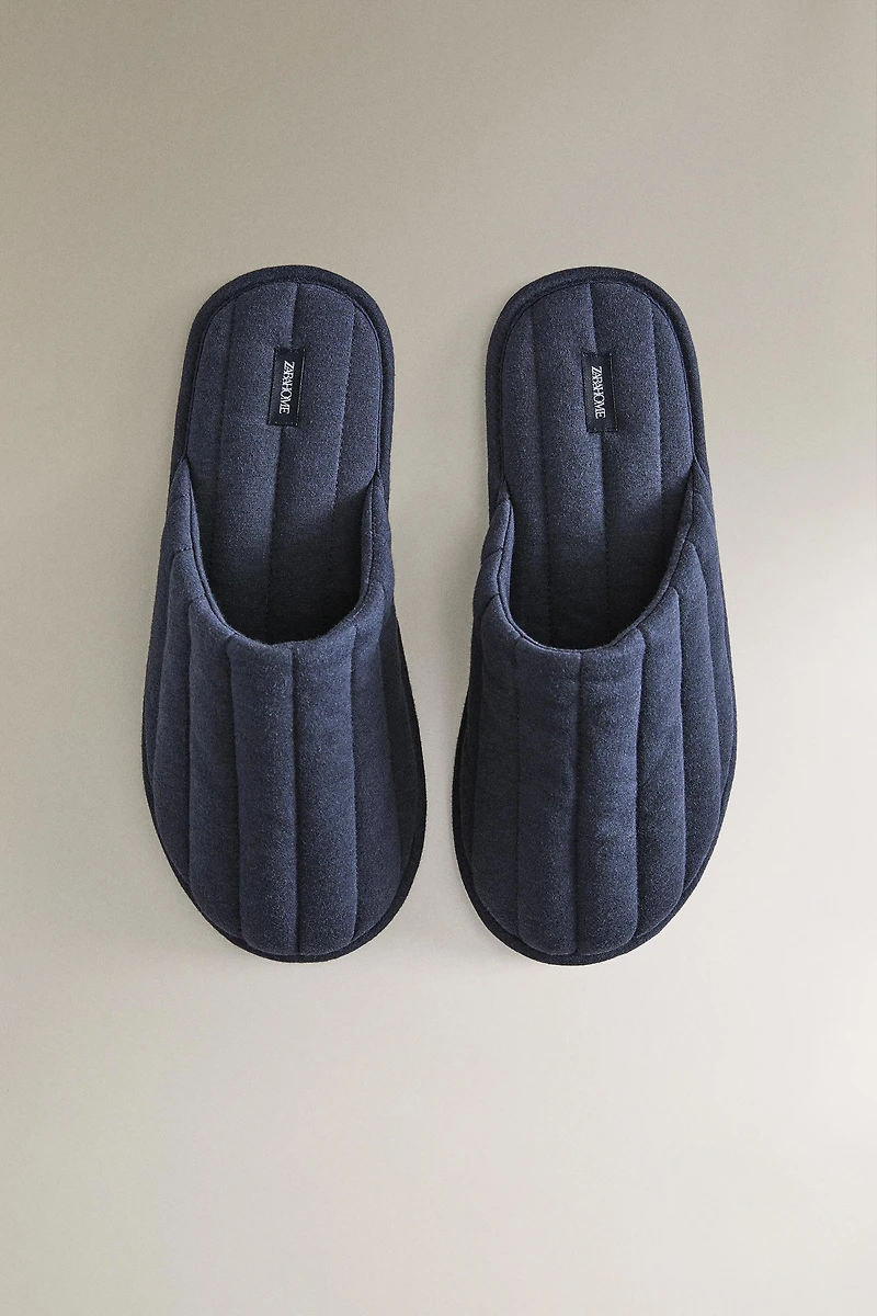 CHAUSSONS OUVERTS À L'ARRIÈRE REMBOURRÉS