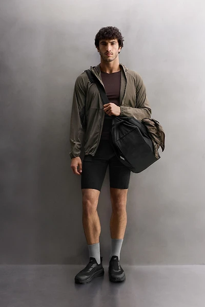 COLOR BLOCK LIGHTWEIGHT TECHNICAL JACKET