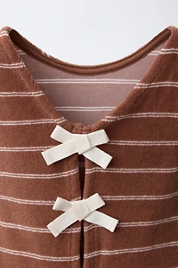 ENSEMBLE T-SHIRT ET SHORT À RAYURES EFFET ÉPONGE