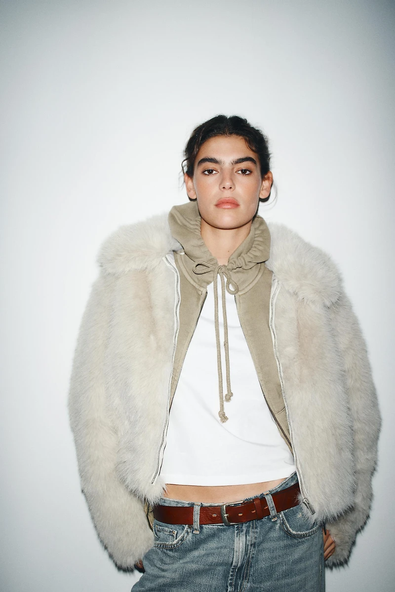 FAUX FUR ZIP-UP SHORT COAT
