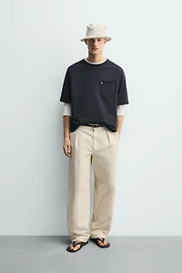 T-SHIRT RELAXED FIT À POCHE RIVET