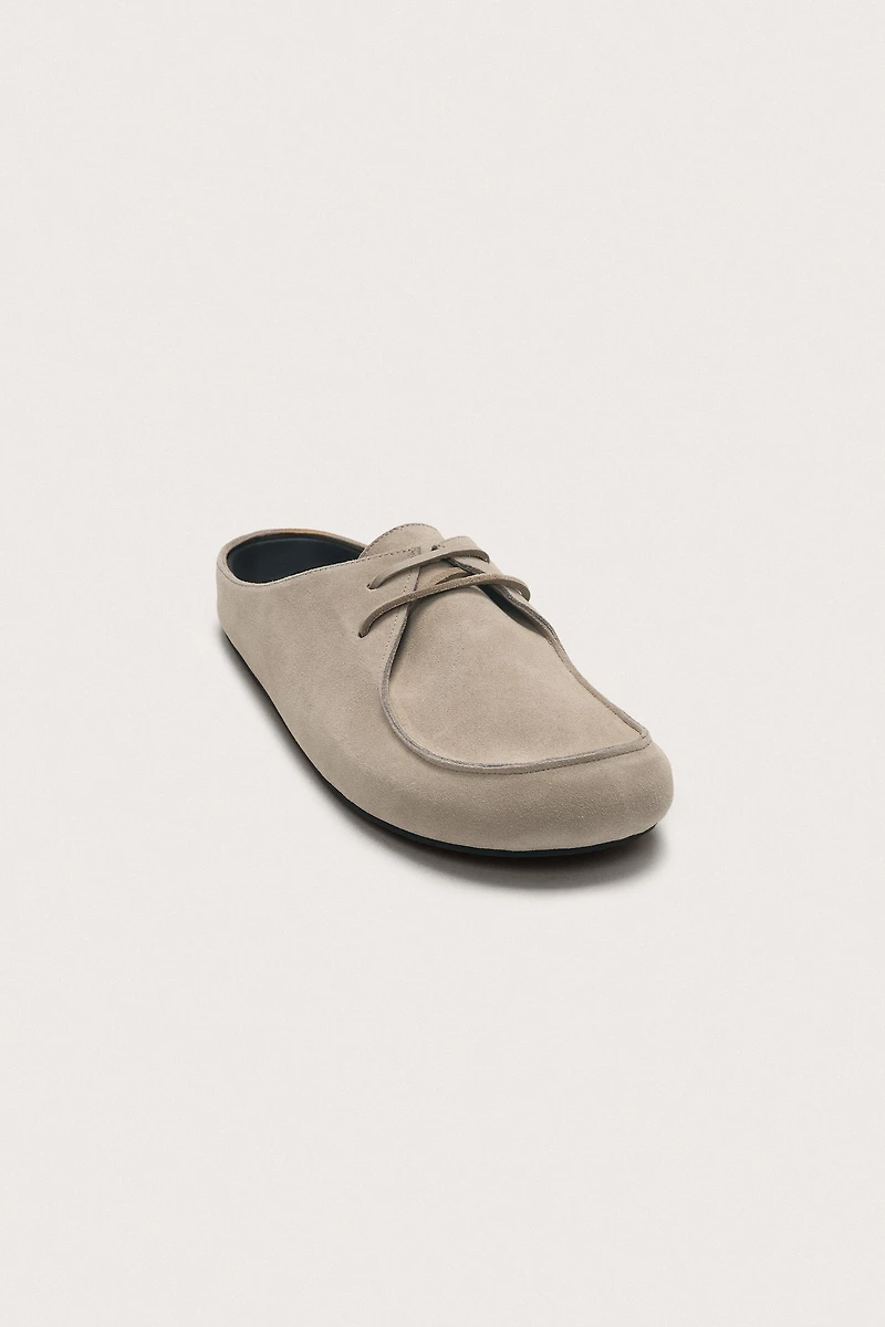 LIMITED EDITION LEATHER CLOGS