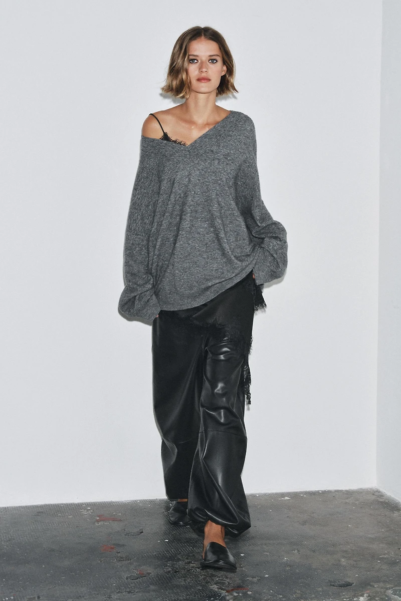 PULL OVERSIZE AVEC LAINE