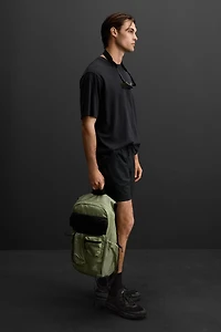 MULTI-POCKET SPORTS BACKPACK