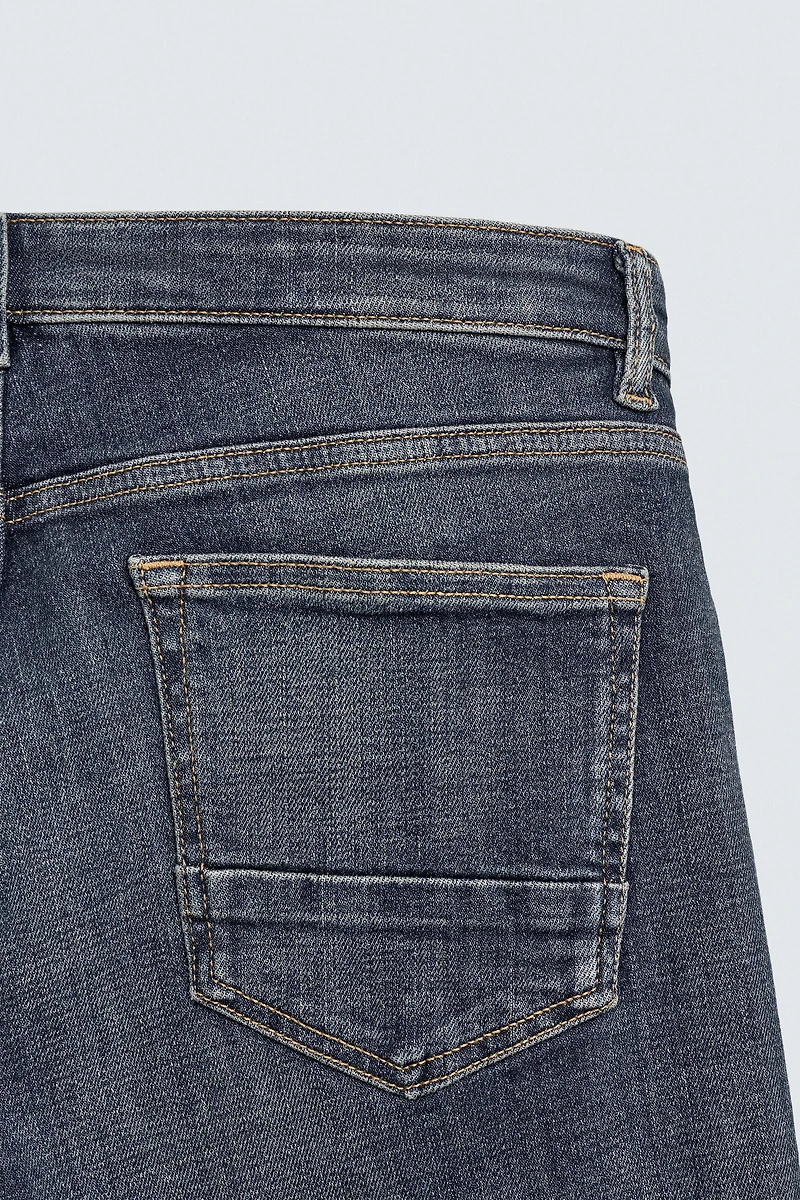 SKINNY FIT JEANS