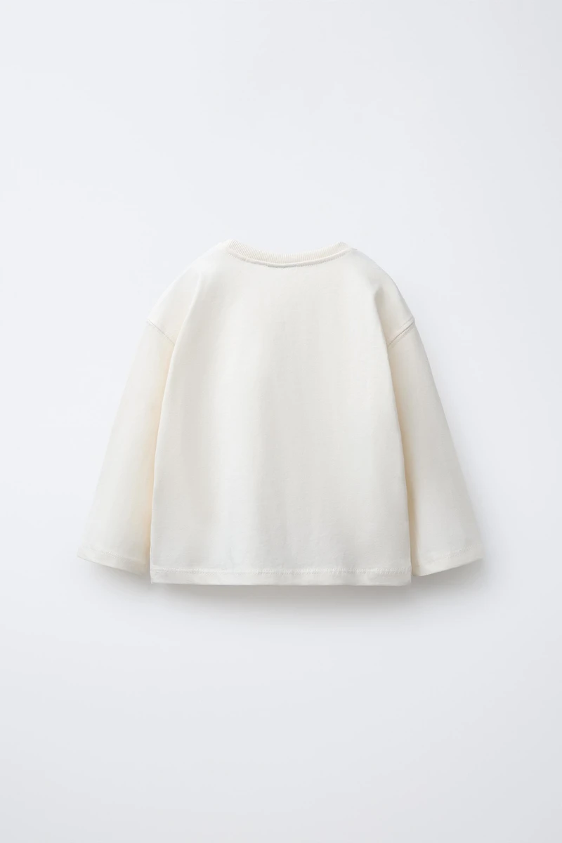 BASIC EMBROIDERED HEART T-SHIRT