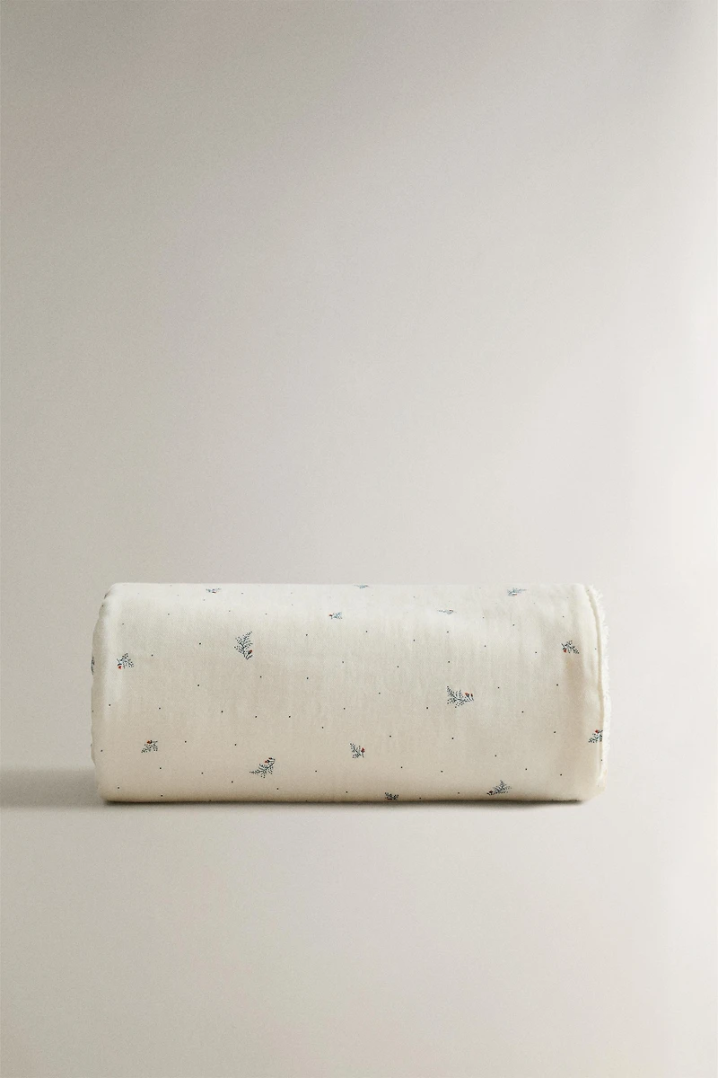 BABY FLORAL BATH TOWEL