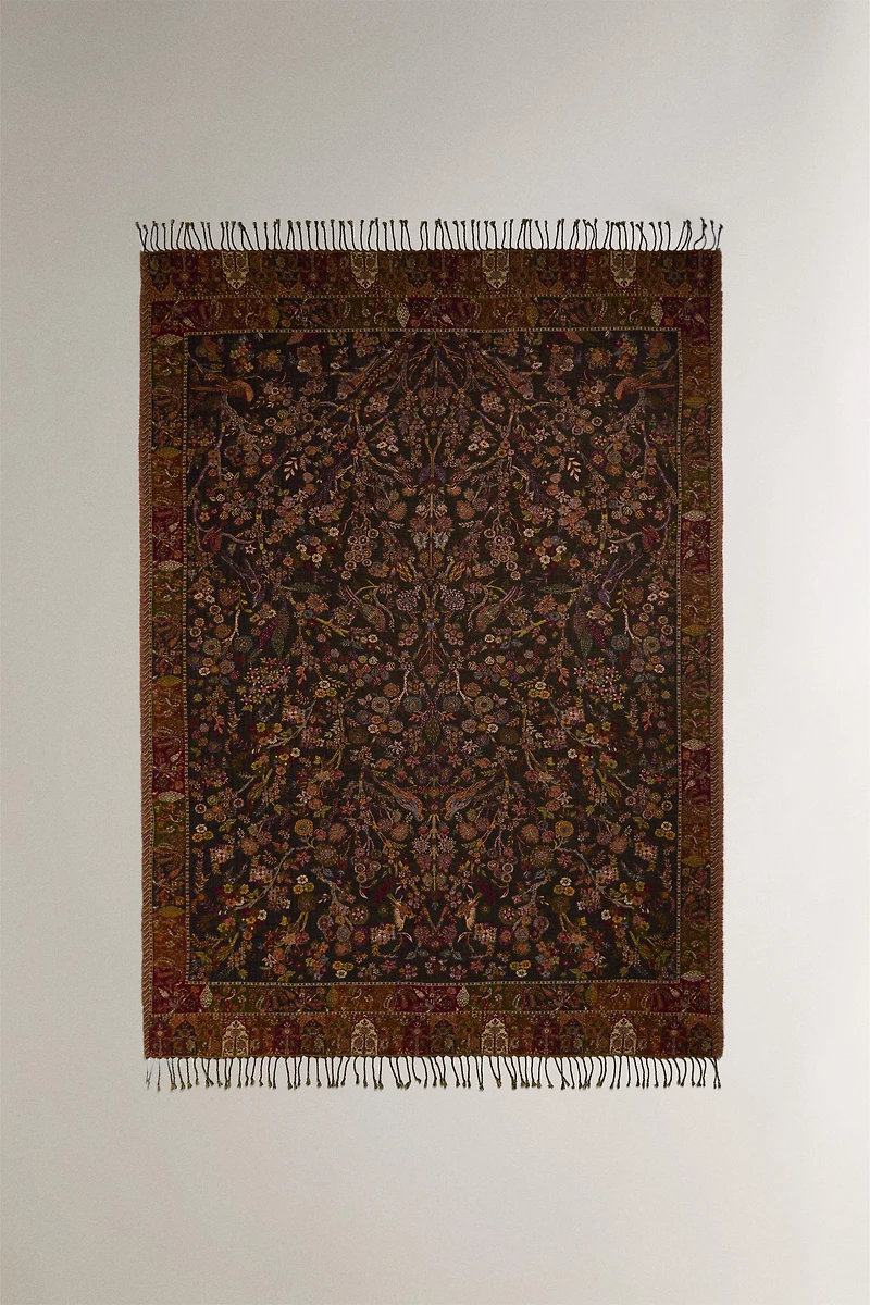 FLORAL JACQUARD BLANKET