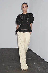 ZW COLLECTION ROMANTIC EMBROIDERED BLOUSE