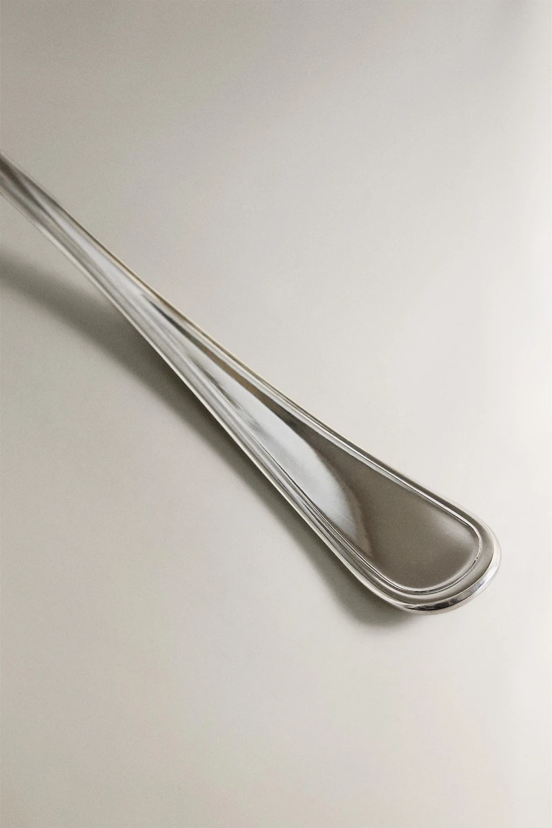 SHINY STEEL DESSERT FORK