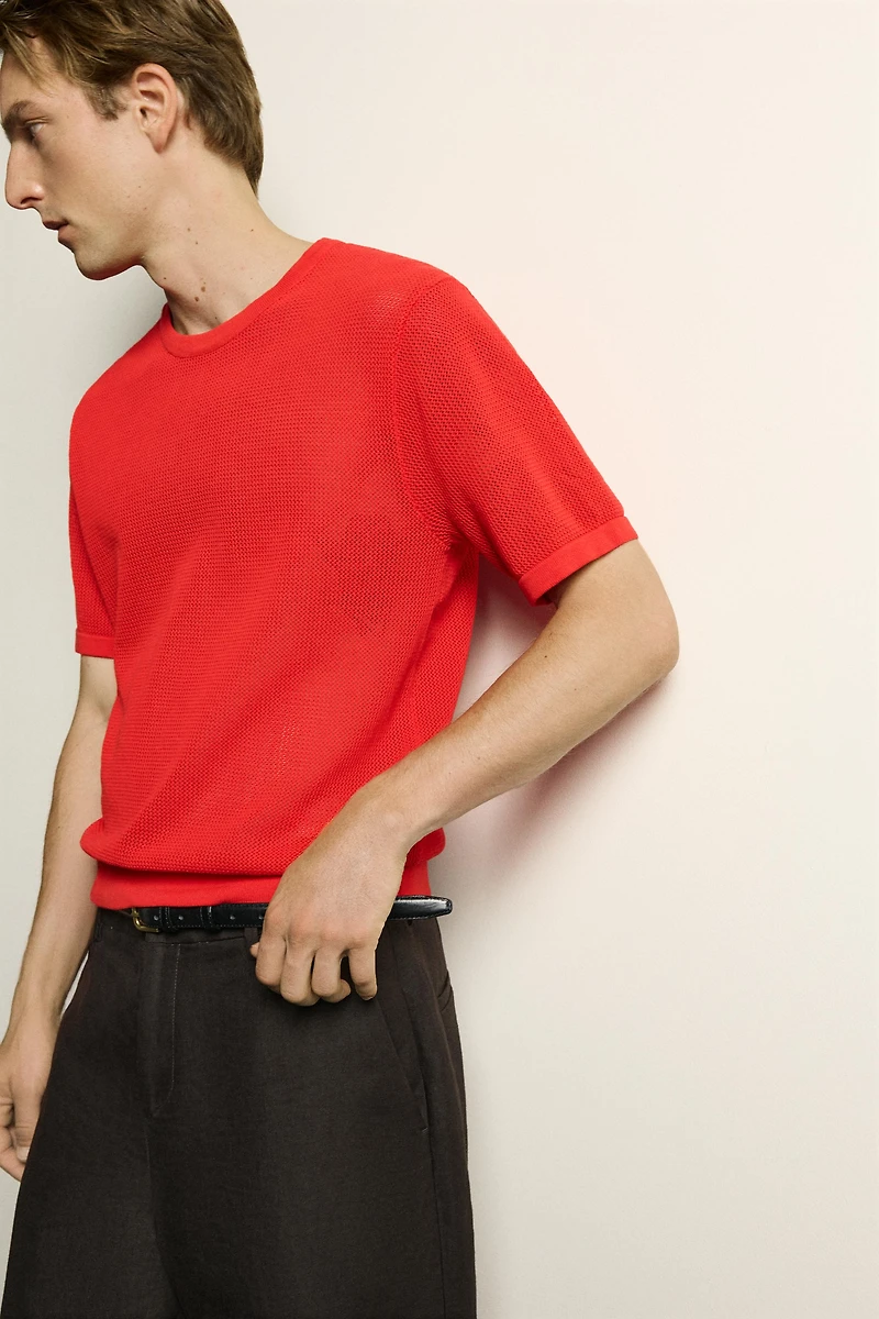 OPEN-KNIT TEXTURED T-SHIRT