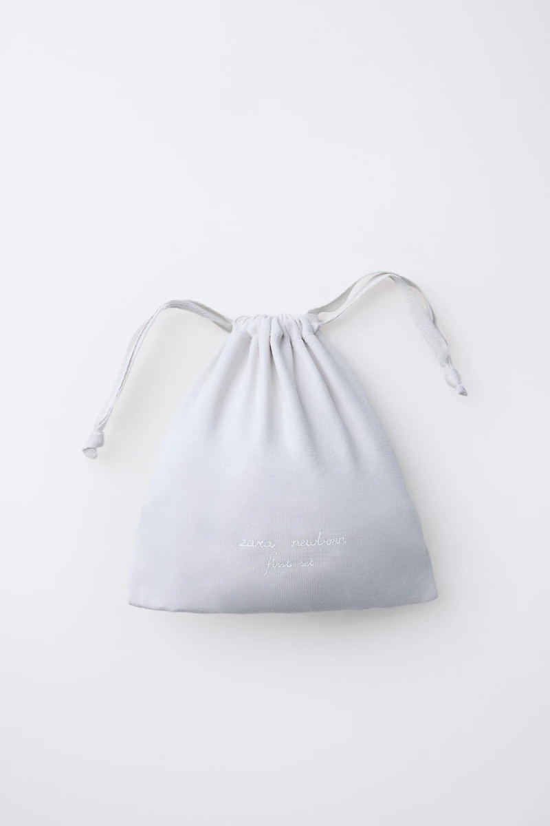 ENSEMBLE PREMIÈRE TENUE ET POCHETTE