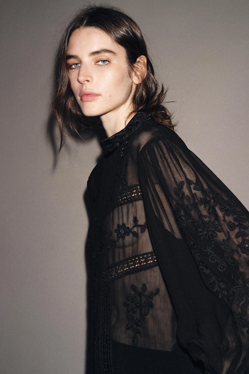 VELVET LADDER TRIM BLOUSE ZW COLLECTION