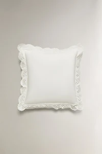 EMBROIDERED SCALLOP PILLOWCASE