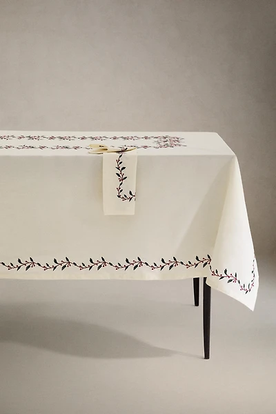 CHRISTMAS BERRIES COTTON TABLECLOTH