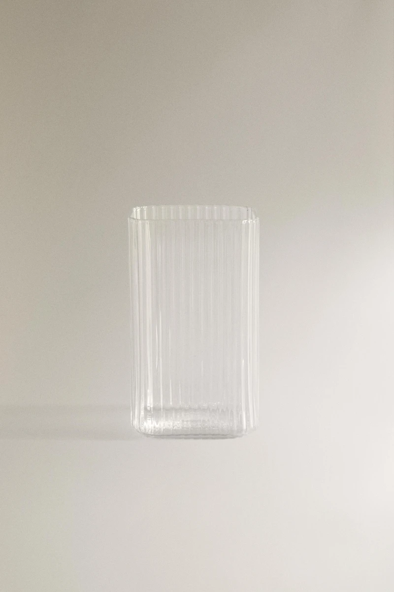 RAISED TOOTHBRUSH HOLDER