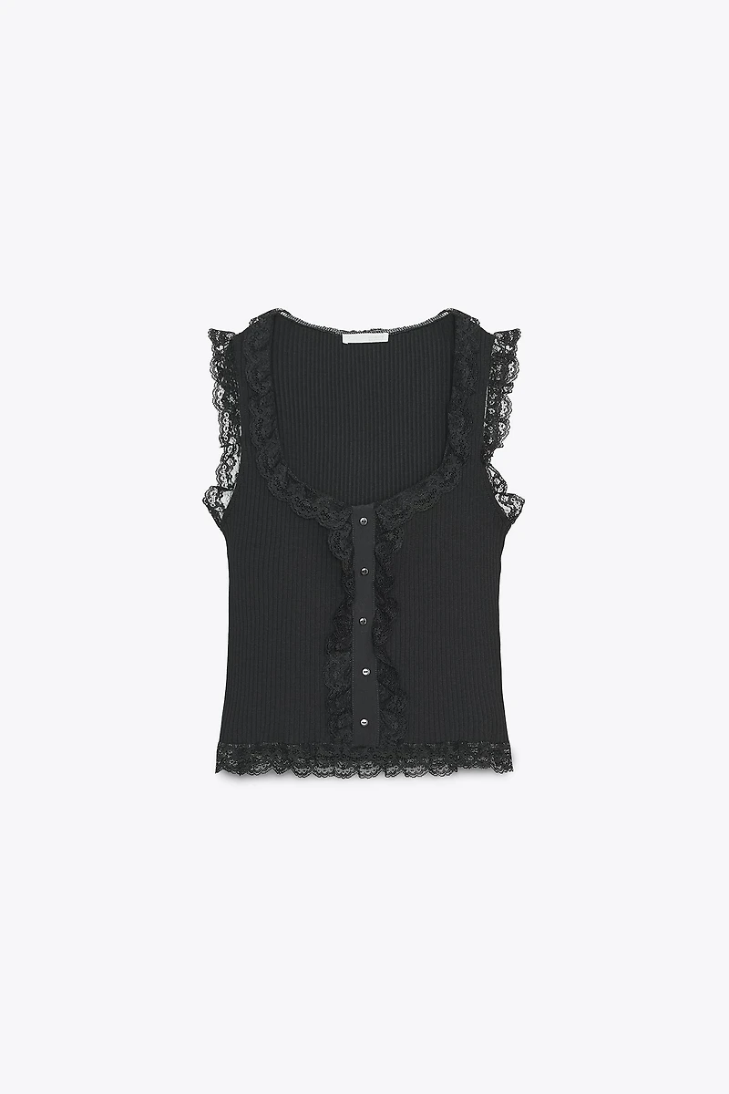 LACE BUTTON TOP
