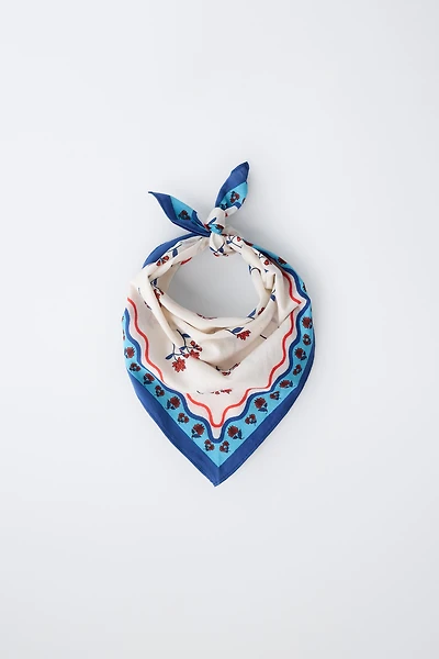FLORAL PRINT BANDANA