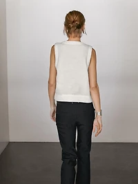 100% linen blouse with seam details