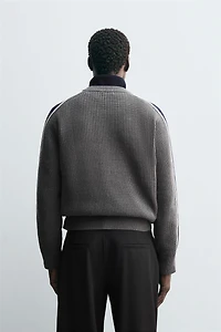 PULL COLOR BLOCK AVEC BANDES