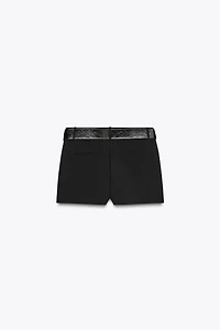 LOW-RISE BELTED SKORT