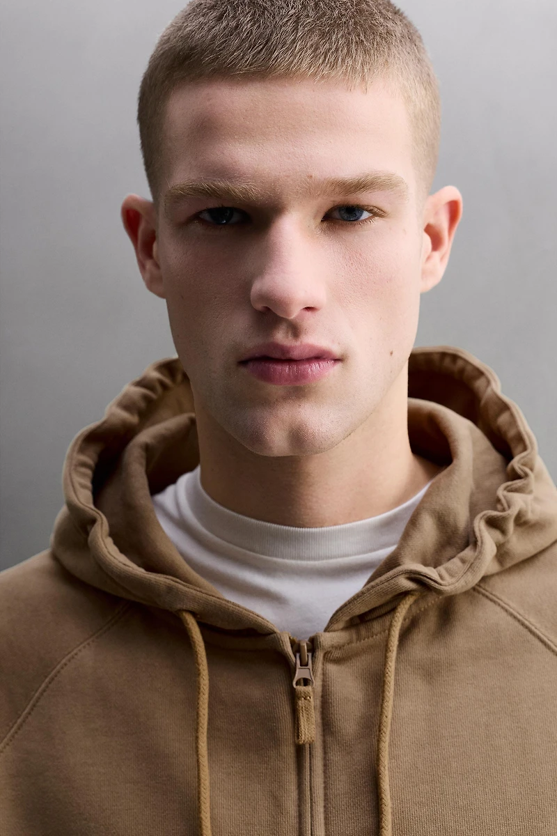 SWEAT ZIPPÉ À CAPUCHE D'ENTRAÎNEMENT