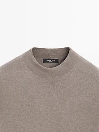 Knit wool and cashmere blend sweater