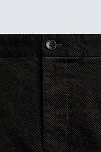 PANTALON COUPE CAROTTE STRUCTURÉ
