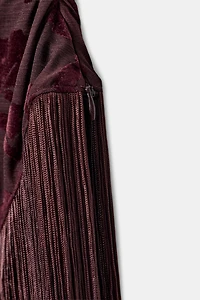 TOP ASYMÉTRIQUE À FRANGES DEVORÉ