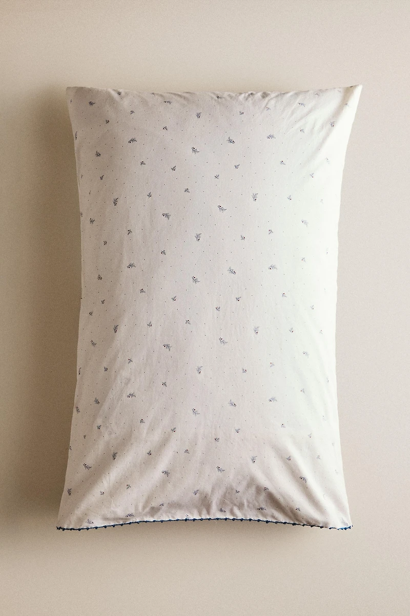 TAIE D’OREILLER EN COTON ENFANT FEUILLES ET POINTS