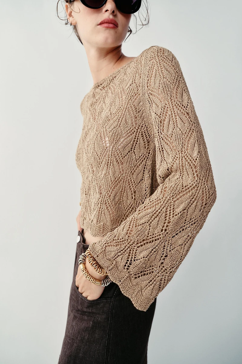 PULL EN MAILLE POINTELLE ET FIL MÉTALLISÉ