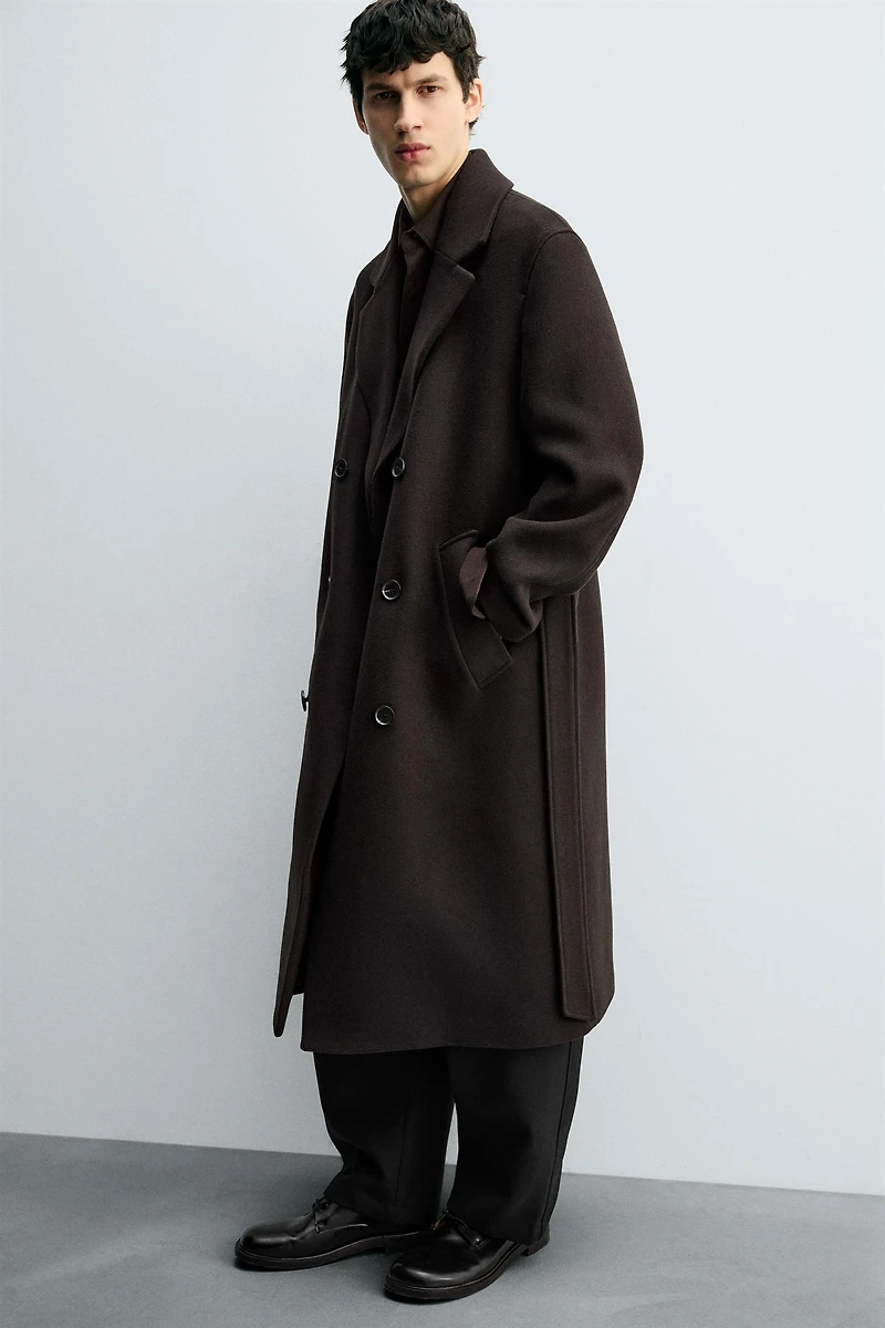 MANTEAU CROISÉ AVEC LAINE ET CEINTURE