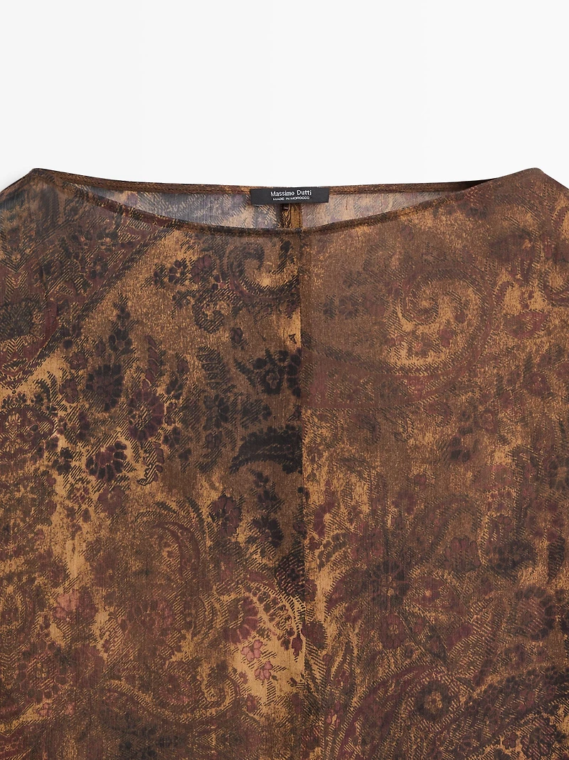 Flowing printed blouse