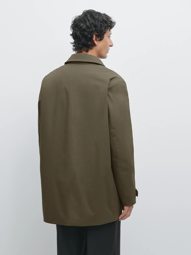 Water-repellent and windproof parka