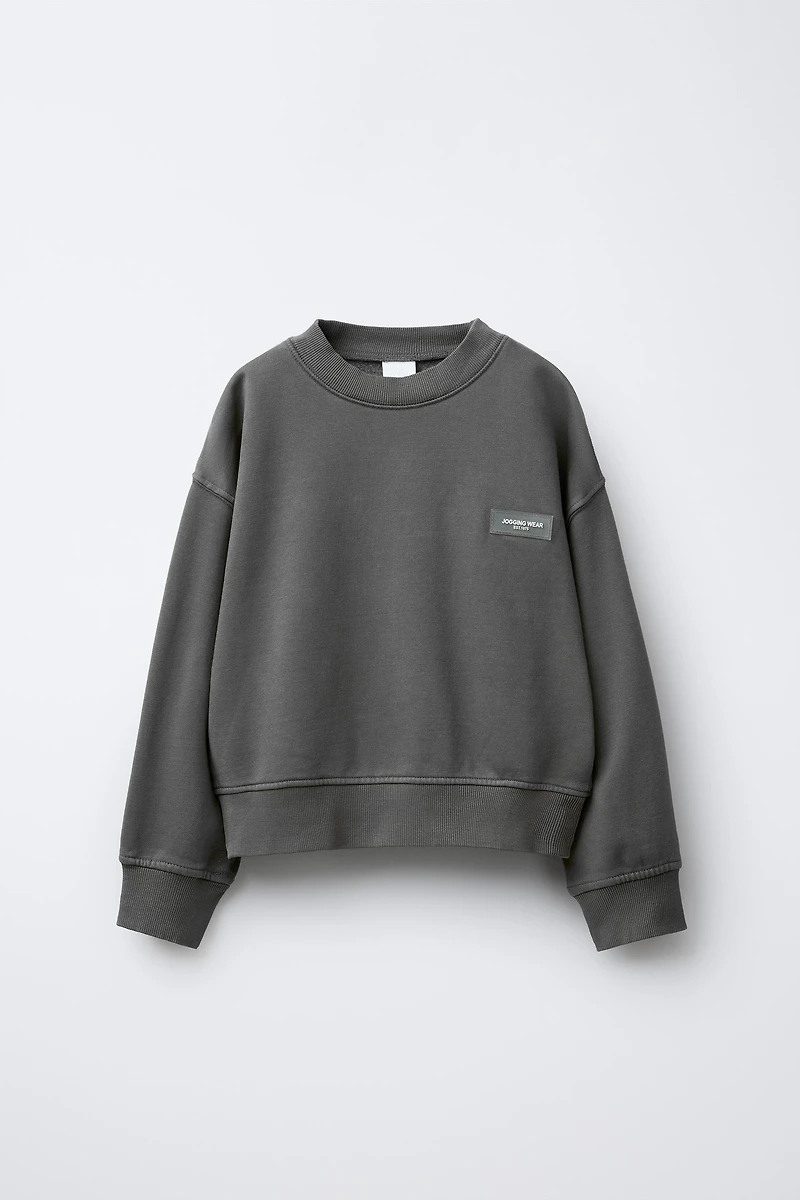 ENSEMBLE SWEAT ET JOGGER CARGO ÉTIQUETTE AUTOCOLLANTE