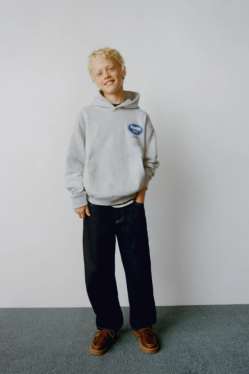 RAISED TEXT HOODIE SWEATSHIRT