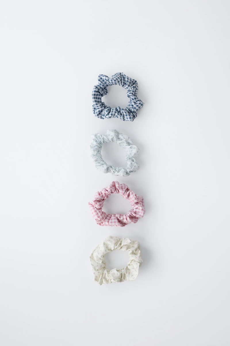 FOUR-PACK OF GINGHAM SCRUNCHIES