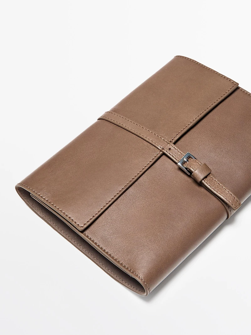 Nappa leather tech accessory case