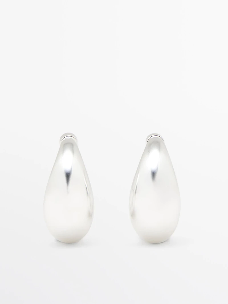 Half-moon hoop earrings