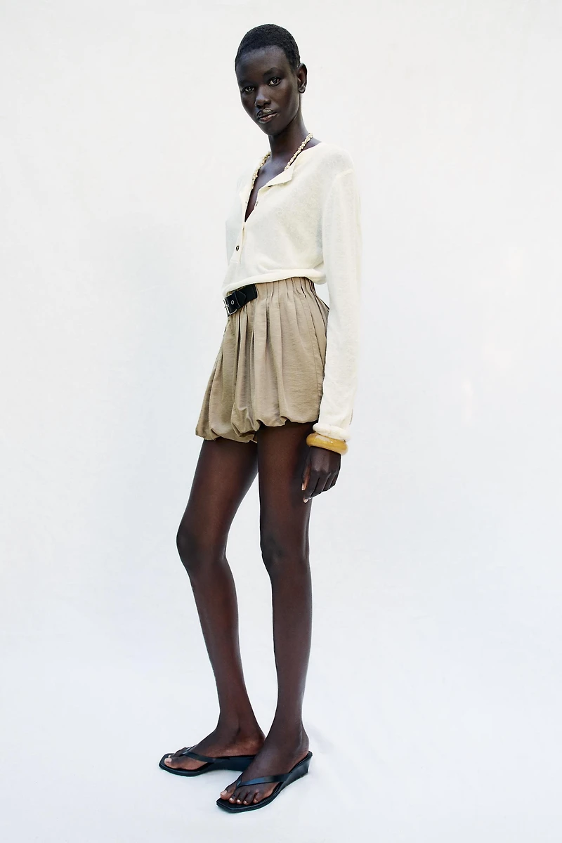 BALLOON SHORTS WITH BUCKLE